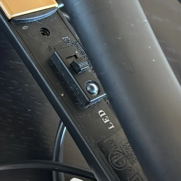 Chi Global Beauty Network Inc. Flat Iron - Picture 10 of 12